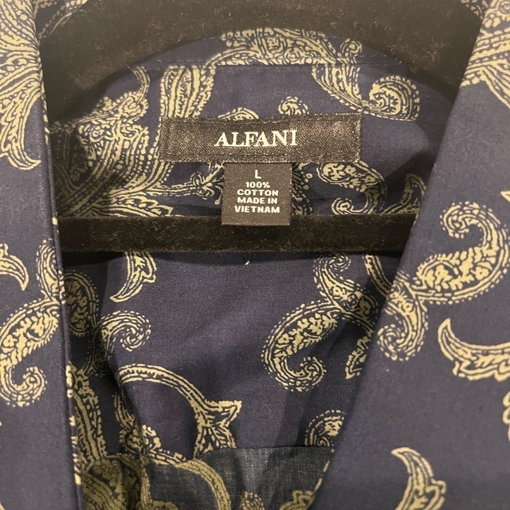 Alfani Men's Navy Paisley Shirt size L - Picture 6 of 8